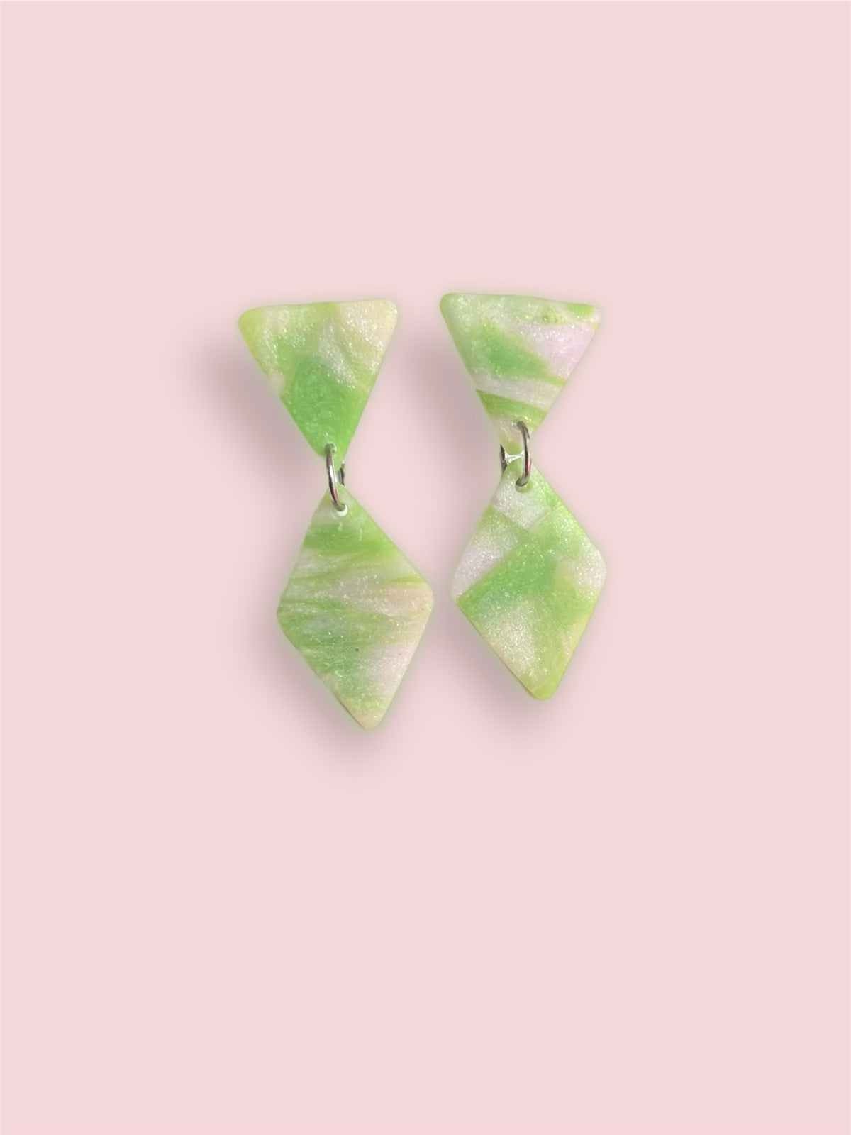 Boucles d’oreilles vertes et blanches