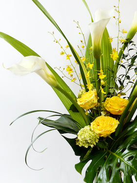 Bouquet de callas, roses et hydrangées verts  - 135$